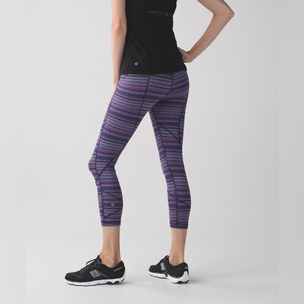 Lululemon Pace Rival Crop Space Dye Twist Ultra Violet Multi / Naval Blue Size 6